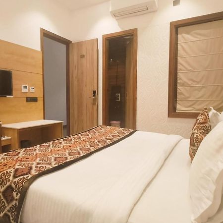 Blessings Hotel Amritsar Exterior foto