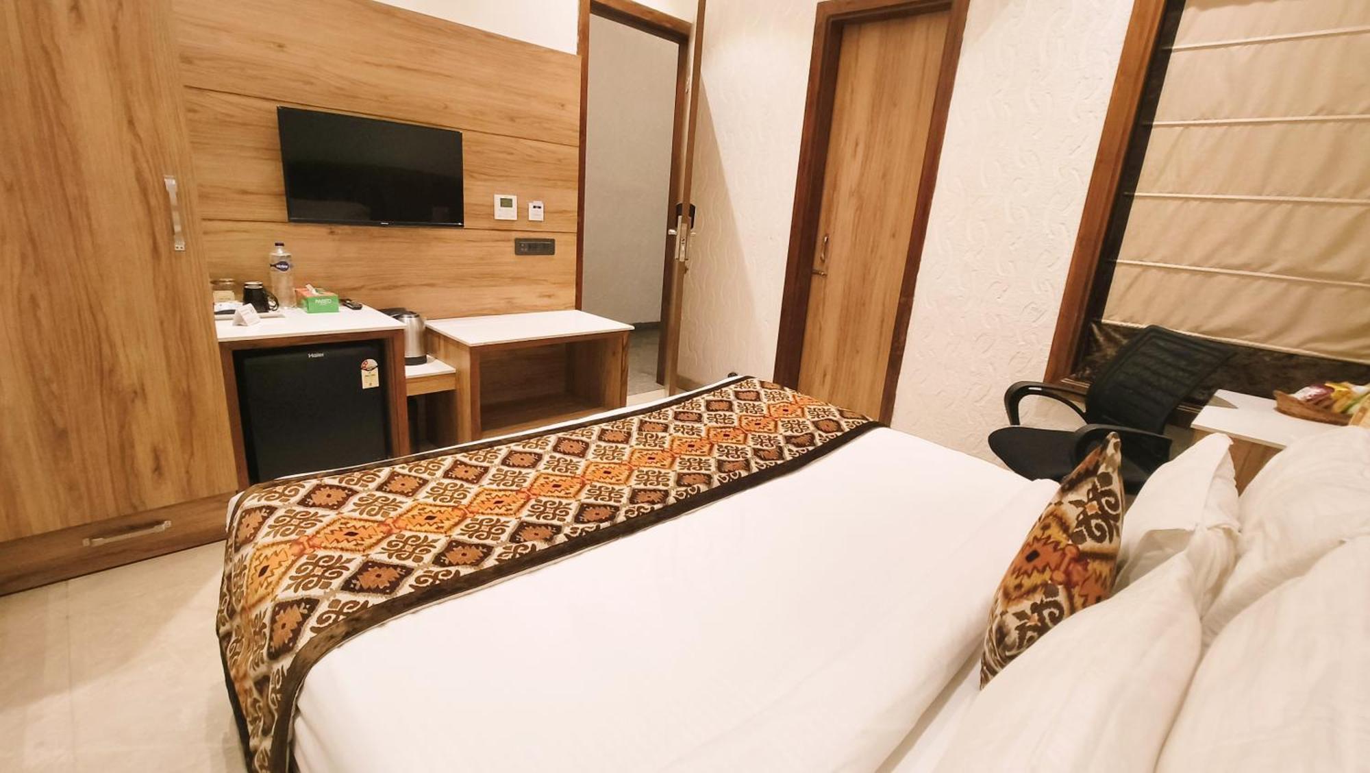 Blessings Hotel Amritsar Exterior foto